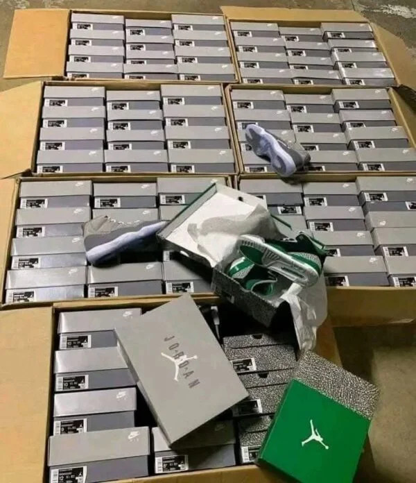 Authentic-Jordan-Pallets-Wholesale1.webp Jordan Shoes Pallet - Image 1